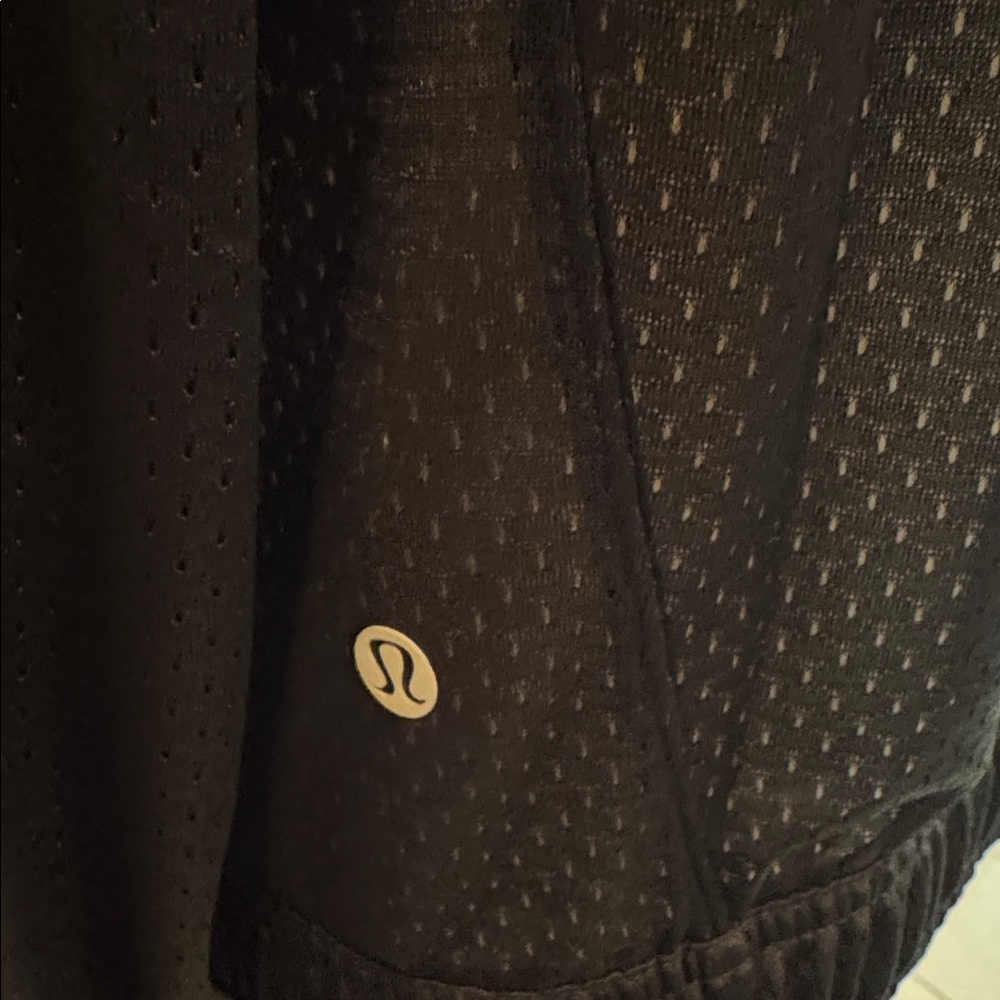 Lululemon Mesh Jacket - Picture 6 of 7